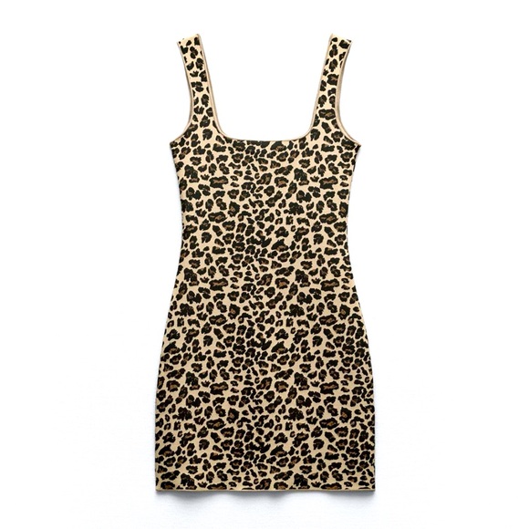 ANIMAL PRINT STRETCH KNIT DRESS - Picture 1 of 5
